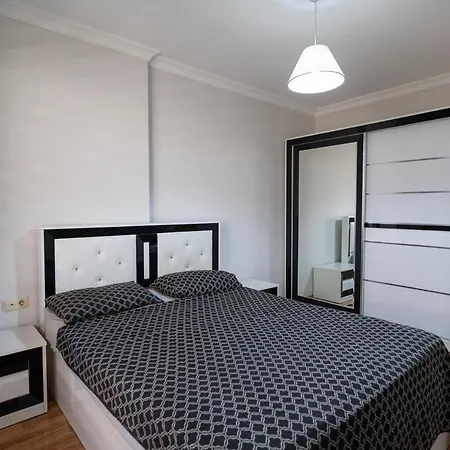 Fazliolu Apart 2+1 *